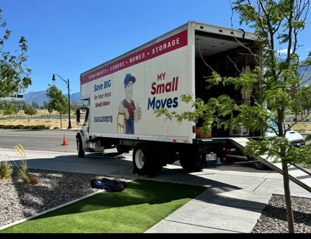 Sandy Movers Truck